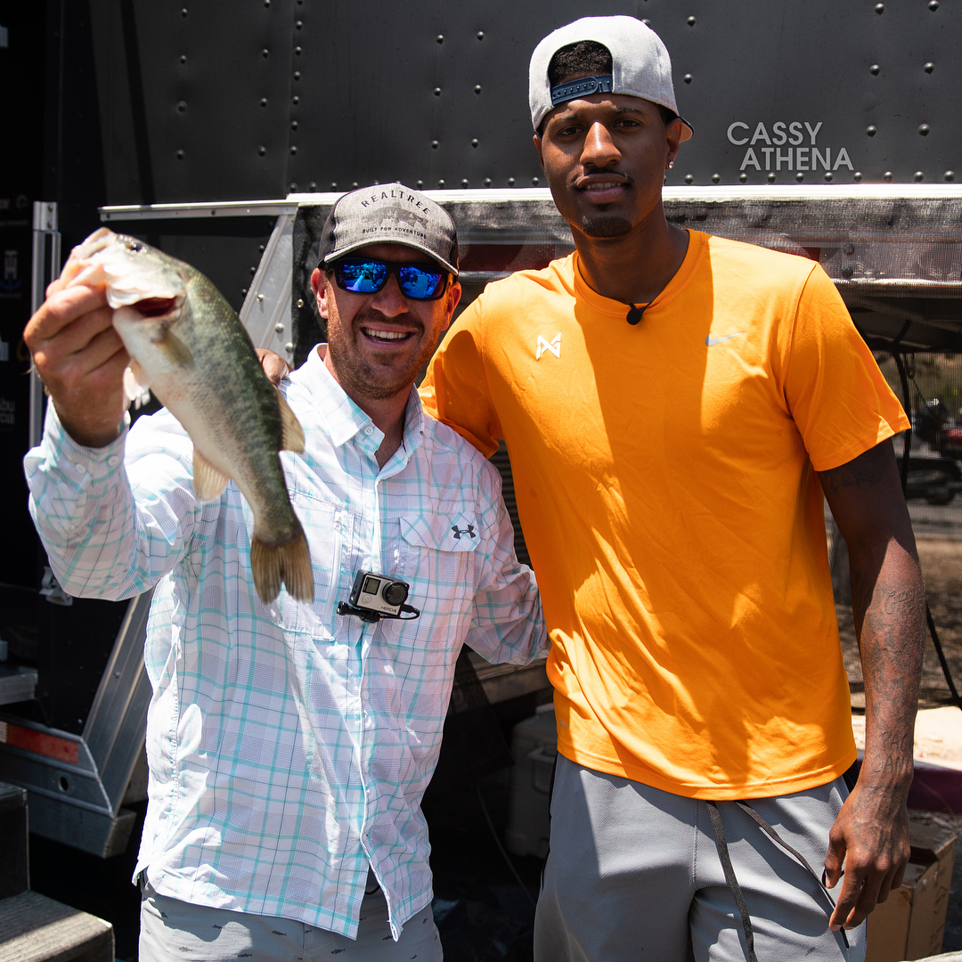 英超积分榜：曼城维拉+换帅双雄掉队 枪手战红军定江山