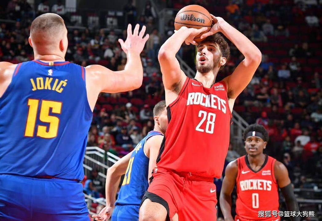 葡媒批评C罗：C罗应该为他的行为道歉，并对此感到羞愧