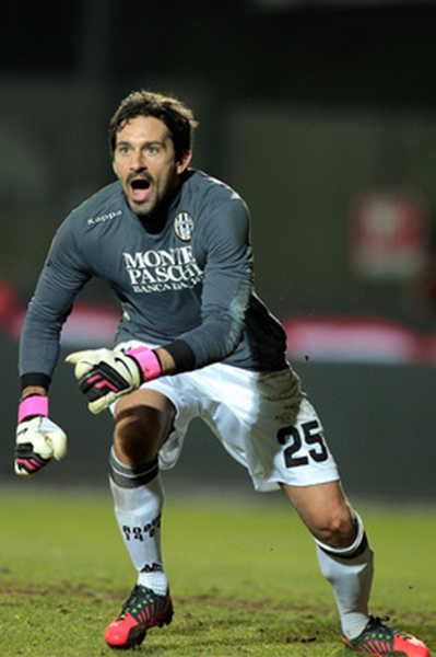 袁心玥已退役？将成为南开大学老师教授特色马拉松课程 本赛季本想继续留洋