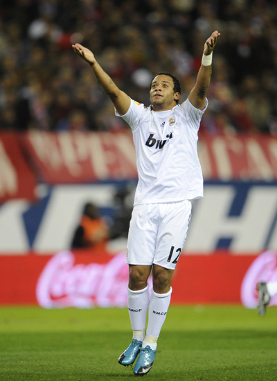 球迷比赛期间骂尤文踢得太烂，斯帕莱蒂回击：你们想怎样？