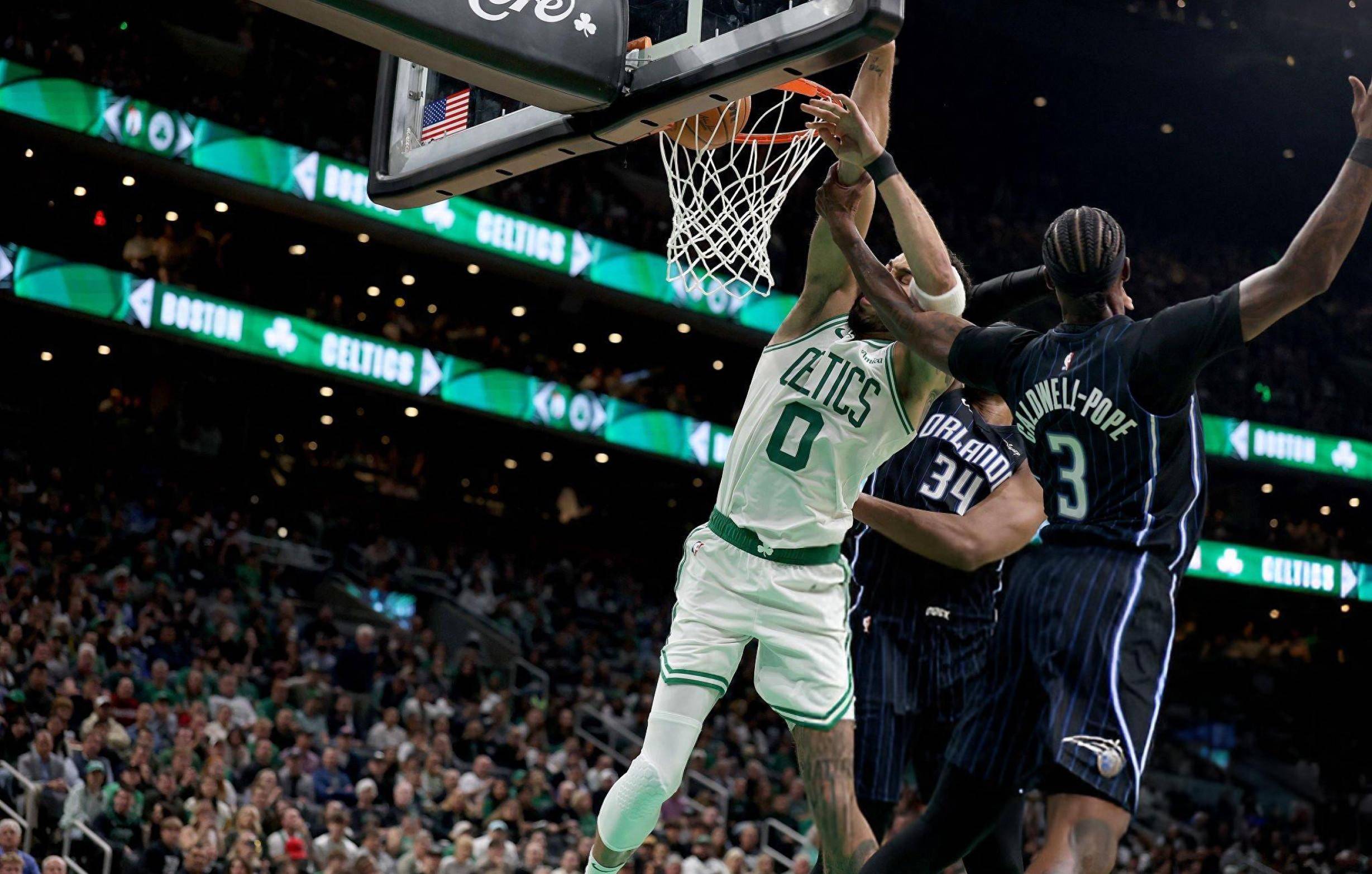 湘超球员跨界篮球 跨年夜对阵长沙勇胜