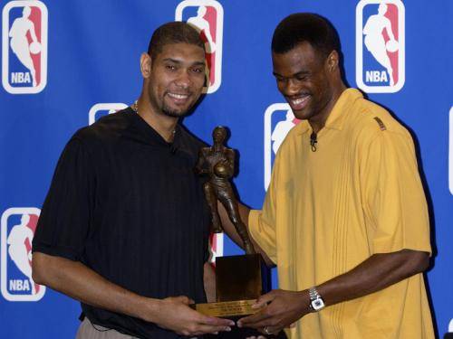 纽约大都会正式公布 2026 赛季“黑蓝配色”特别款球衣，纪念建队 60 余载荣誉